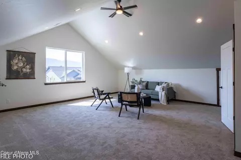 Living - 4476 E Savea Ln, Post Falls, ID 83854 photo 3 of 3