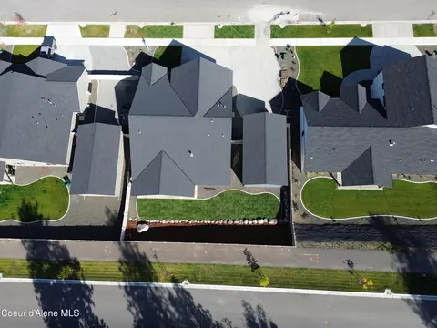 View/Area - 4476 E Savea Ln, Post Falls, ID 83854 photo 2 of 2