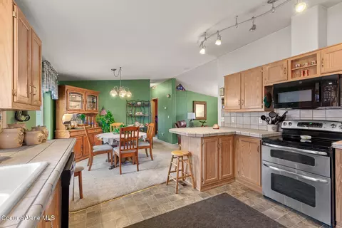 Kitchen - 2203 W Jester Way, Post Falls, ID 83854 photo 1 of 3