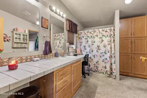 Bath - 2203 W Jester Way, Post Falls, ID 83854 photo 1 of 2
