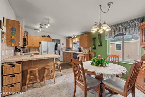 Dining - 2203 W Jester Way, Post Falls, ID 83854 photo 2 of 3