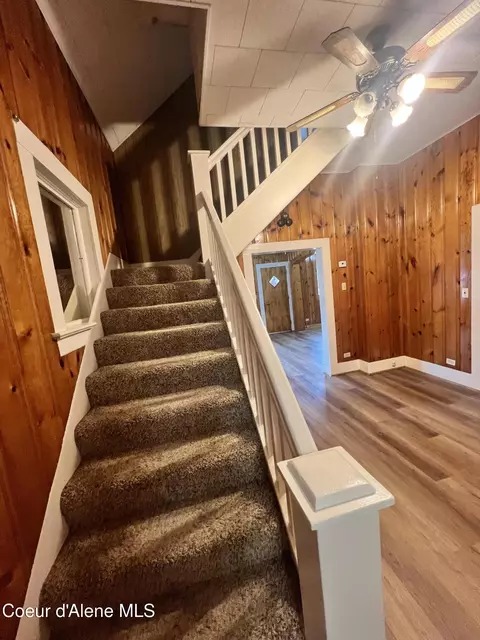 Entry Way - 254 Copper St, Mullan, ID 83846 photo 3 of 3