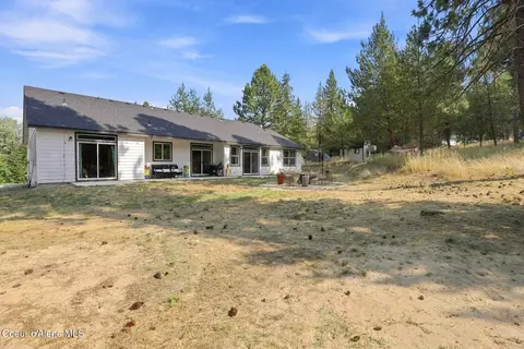 Exterior - 113 Hawkwind Trl, Cocolalla, ID 83813 photo 5 of 8