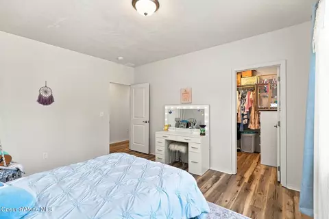 Bedroom - 113 Hawkwind Trl, Cocolalla, ID 83813 photo 4 of 6