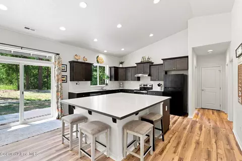 Kitchen - 113 Hawkwind Trl, Cocolalla, ID 83813 photo 1 of 4