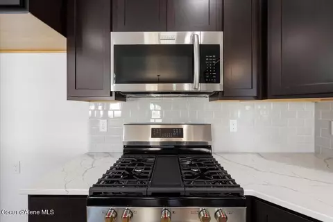 Kitchen - 3727 N May Ella Loop, Post Falls, ID 83854 photo 4 of 4