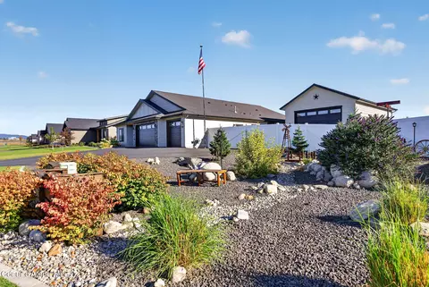 Exterior - 8136 W Splitrail Ave, Rathdrum, ID 83858 photo 17 of 17