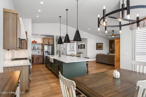 Kitchen - 8136 W Splitrail Ave, Rathdrum, ID 83858 photo 5 of 8