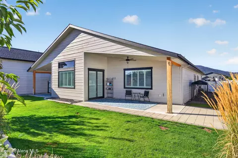 Exterior - 8136 W Splitrail Ave, Rathdrum, ID 83858 photo 11 of 17