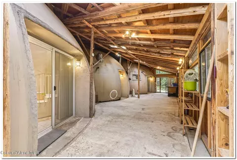 Entry Way - 159 Tower Rd, Naples, ID 83847 photo 8 of 9