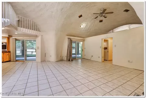 Living - 159 Tower Rd, Naples, ID 83847 photo 2 of 2
