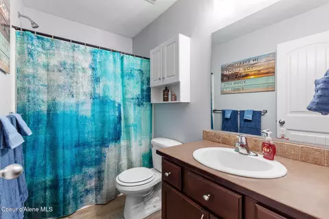Bath - 2288 N Dallan Dr, Post Falls, ID 83854 photo 2 of 3