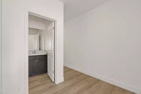 Entry Way - 665 N Galbraith Lp, Post Falls, ID 83854 photo 1 of 3