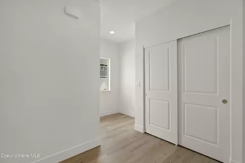 Entry Way - 665 N Galbraith Lp, Post Falls, ID 83854 photo 2 of 3