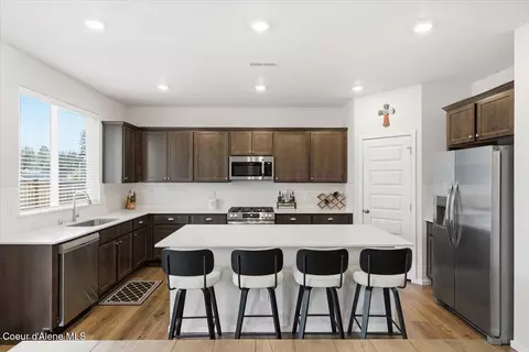 Kitchen - 457 E Burdock Loop, Hayden, ID 83835 photo 1 of 4