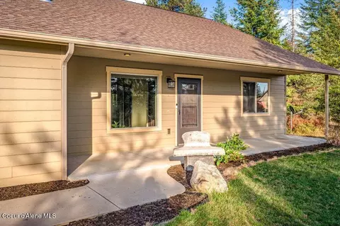 32916 N 16th Ave, Spirit Lake, ID 83869