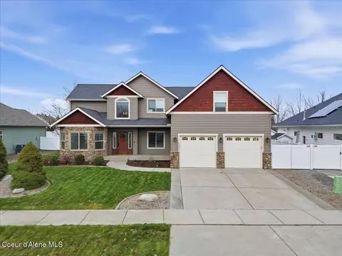 9433 N Justice Way, Hayden, ID 83835