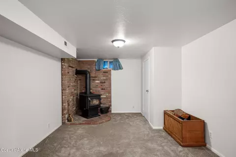 Other - 405 Sunset Dr, Pinehurst, ID 83850 photo 11 of 14
