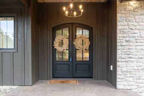 Entry Way - 287 Mesa Dr, Athol, ID 83801 photo 1 of 8