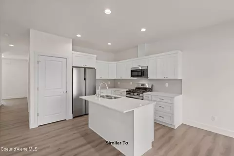 Kitchen - 657 N Galbraith Lp, Post Falls, ID 83854 photo 2 of 5