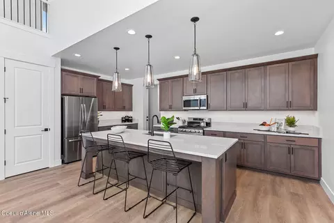 Kitchen - 1823 Bluegrass Ave, Sandpoint, ID 83864 photo 2 of 5