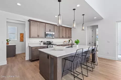 Kitchen - 1823 Bluegrass Ave, Sandpoint, ID 83864 photo 3 of 5