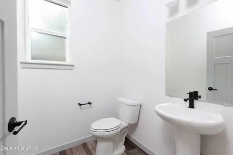 Bath - 3481 N Segar Loop, Post Falls, ID 83854 photo 1 of 6