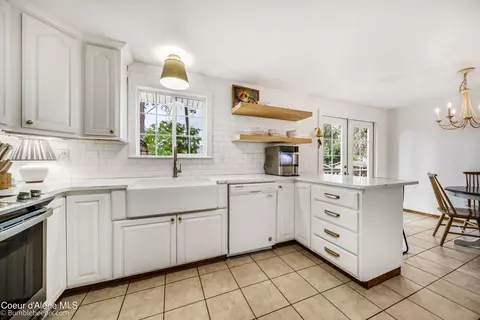 Kitchen - 716 E 20th Ave, Post Falls, ID 83854 photo 3 of 5