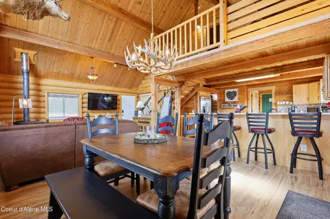 Dining - 2128 E Shoshone Ave, Athol, ID 83801 photo 2 of 2