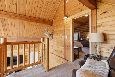 Entry Way - 2128 E Shoshone Ave, Athol, ID 83801 photo 3 of 4