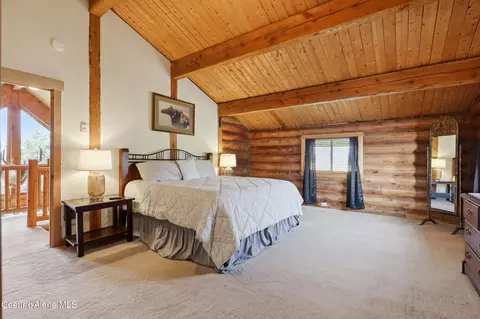 Bedroom - 2128 E Shoshone Ave, Athol, ID 83801 photo 3 of 8