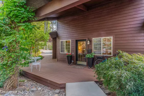 Exterior - 13875 S Ridgeview Dr, Harrison, ID 83833 photo 4 of 22