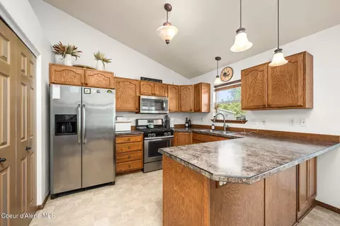 Kitchen - 2473 N Bunchgrass Dr, Post Falls, ID 83854 photo 1 of 4