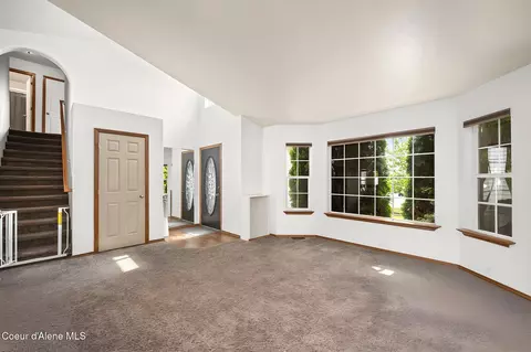 Living - 2473 N Bunchgrass Dr, Post Falls, ID 83854 photo 2 of 3