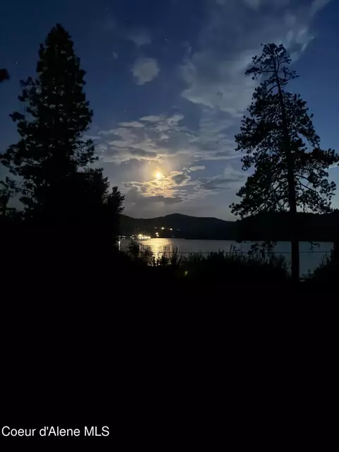 View/Area - 1700 E Russell Rd, Harrison, ID 83833 photo 1 of 7