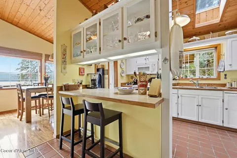 Kitchen - 1700 E Russell Rd, Harrison, ID 83833 photo 8 of 8