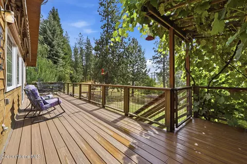 Exterior - 1700 E Russell Rd, Harrison, ID 83833 photo 21 of 28