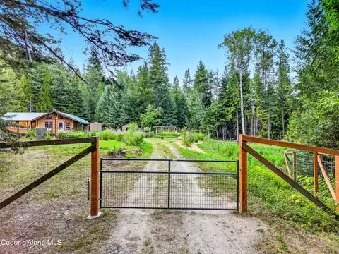 Exterior - 633 Old Mill Rd, Samuels, ID 83862 photo 2 of 13