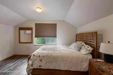 Bedroom - 355 533 Olympic Dr, Sandpoint, ID 83864 photo 7 of 9