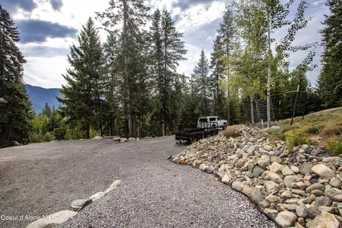 Exterior - 355 533 Olympic Dr, Sandpoint, ID 83864 photo 10 of 12