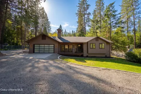 8682 N Clarkview Pl, Hayden, ID 83835