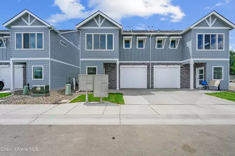 Exterior - 635 N Galbraith Lp, Post Falls, ID 83854 photo 1 of 7