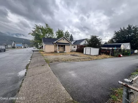 Exterior - 402 W Mullan Ave, Kellogg, ID 83837 photo 1 of 4