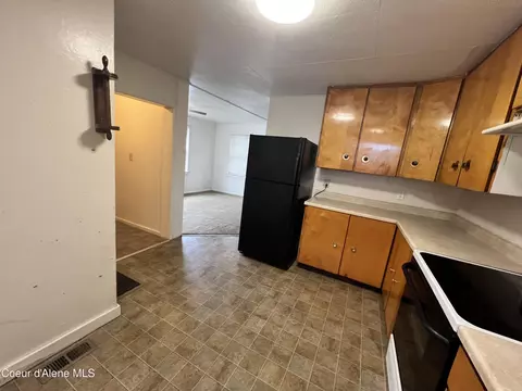 Kitchen - 402 W Mullan Ave, Kellogg, ID 83837 photo 1 of 3