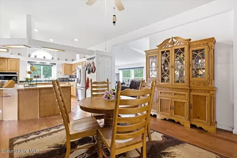 Dining - 7005 E Arthur Rd, Athol, ID 83801 photo 4 of 4
