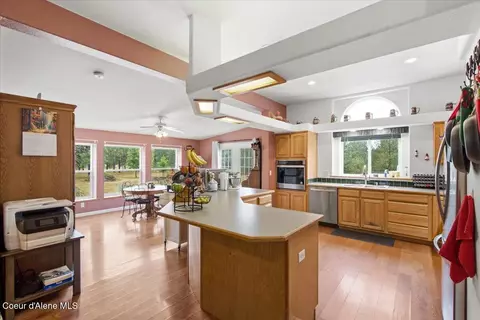 Kitchen - 7005 E Arthur Rd, Athol, ID 83801 photo 1 of 6