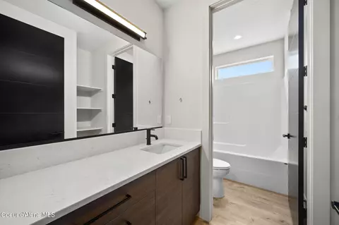 Bath - 6482 W Constantine Ln, Rathdrum, ID 83858 photo 1 of 3