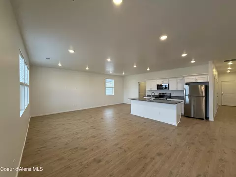 Living - 5262 E Aquila Ave, Post Falls, ID 83854 photo 1 of 3