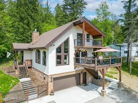Exterior - 101 Spring View Ln, Sagle, ID 83860 photo 2 of 11