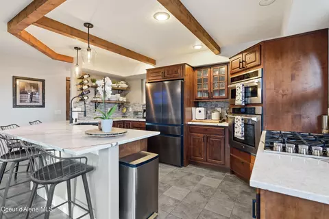 Kitchen - 101 Spring View Ln, Sagle, ID 83860 photo 3 of 4